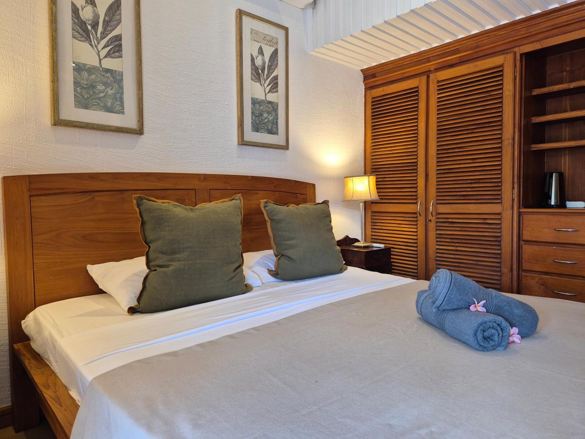 Shanti Ghar Guest House Тамарин Экстерьер фото