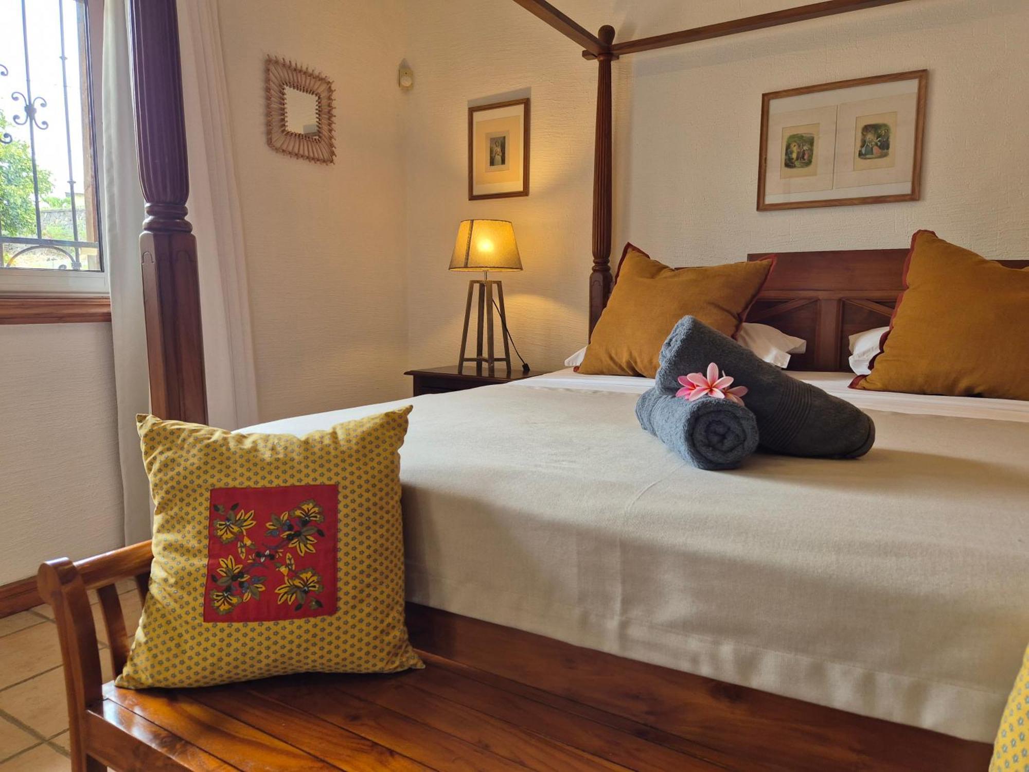 Shanti Ghar Guest House Тамарин Экстерьер фото